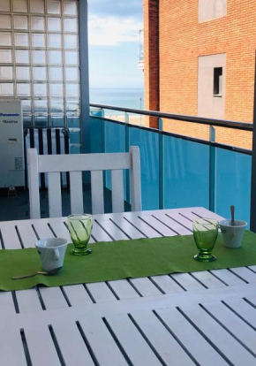Lets Holidays New Flat Beachfront In Castelldefels